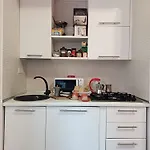 Maison d'hôtes Adriatic 50 M Dalla Stazione Ferroviaria Di E Dalla Navetta Aeroportuale Ciampino