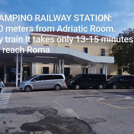 Adriatic 50 M Dalla Stazione Ferroviaria Di E Dalla Navetta Aeroportuale Pensjonat