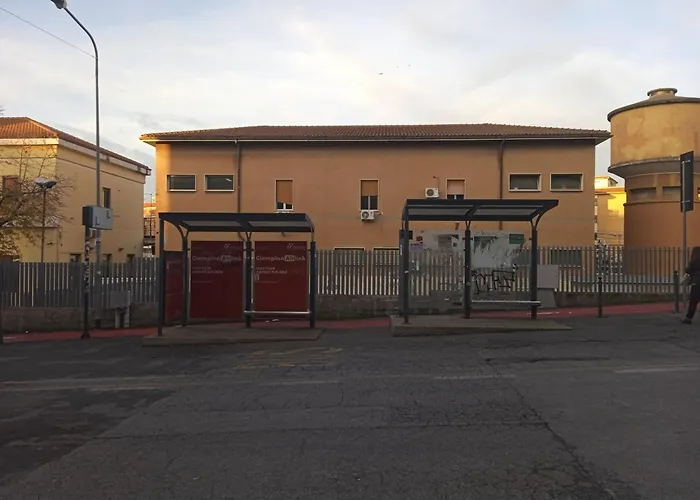 招待所 Adriatic 50 M Dalla Stazione Ferroviaria Di E Dalla Navetta Aeroportuale